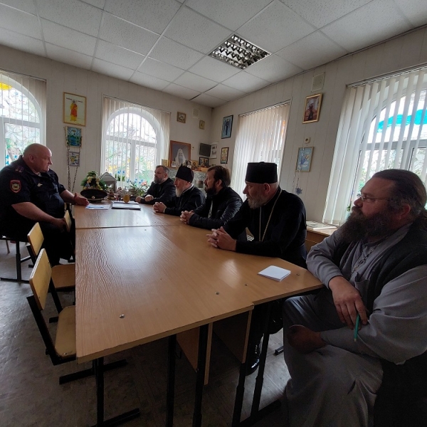 Рабочее совещание священнослужителей 16-го Полтавского и 17-го Полтавского благочиний
